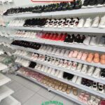 Kệ trưng bày giày dép tại TPHCM