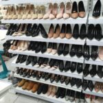 Kệ trưng bày giày dép tại TPHCM