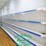 Kệ trưng bày tại Cần Thơ loại Đơn lưng đục lỗ