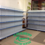 Kệ trưng bày tại Cần Thơ loại Đơn lưng đục lỗ