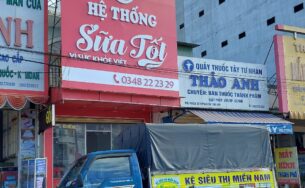 Lắp đặt kệ cửa hàng sữa tại Bình Phước
