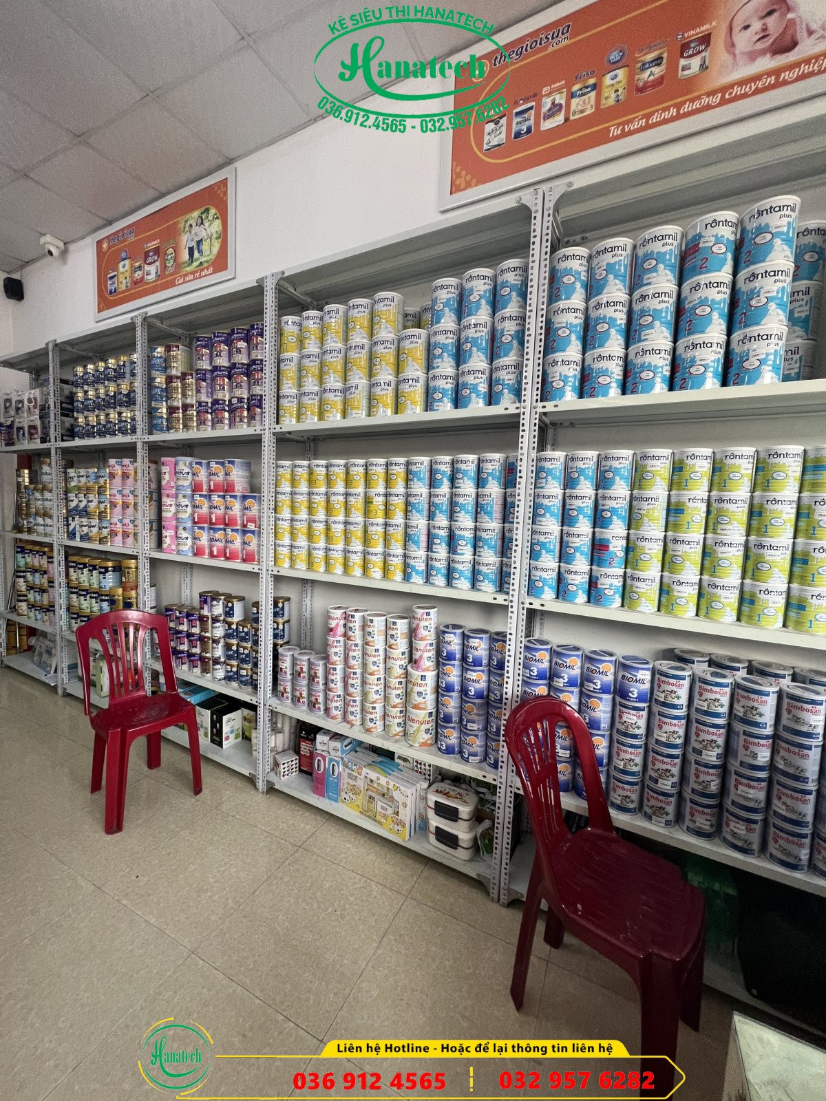 Giá kệ trưng bày cho cửa hàng shop Sữa Bỉm tại Tây Ninh