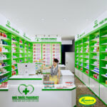 Giá kệ trưng bày cửa hàng quầy hiệu thuốc tây tại Lâm Đồng
